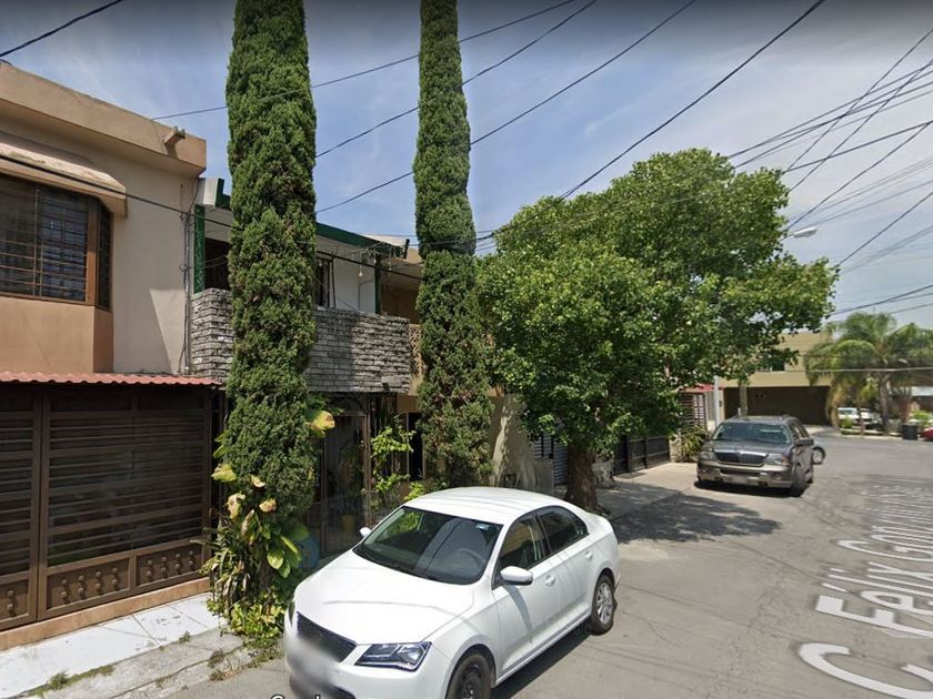 venta Casa en Ancón del Huajuco, Monterrey (PGS4560)