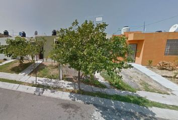 Casa en fraccionamiento en  Valle De Las Guayabas 60, Valle Paraíso, Manzanillo, Colima, México