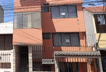 Casa en  Leonidas Pl. 16, Quito 170203, Ecuador