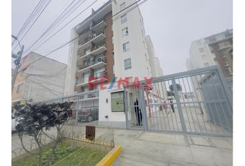 Departamento en  Los Asteroides 181, Chorrillos, Perú