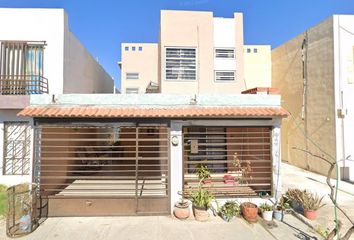 Casa en  Calle Guayabitos 1311, Terranova Residencial, Ciudad Benito Juárez, Nuevo León, México