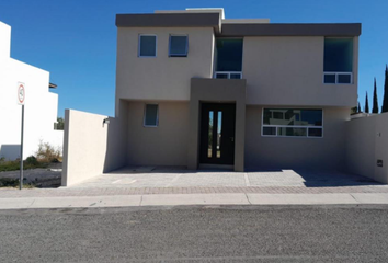 Casa en  Colinas De Juriquilla, Monte Elbrus, Juriquilla, Querétaro, México