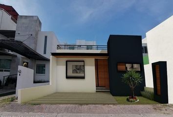 Casa en  Residencial El Refugio, Fray Junípero Serra, El Refugio, Santiago De Querétaro, Querétaro, México