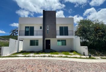 Casa en fraccionamiento en  Calle José María Morelos Y Pavón Oriente 122, Huimilpan Centro, Huimilpan, Querétaro, 76950, Mex