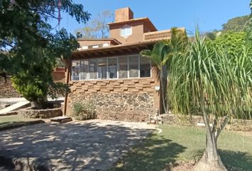 Casa en  Achichipico, Tepoztlán