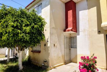 Casa en condominio en  Prolongación Bernardo Quintana Arrioja, Condominio La Loma Vi, Querétaro, 76116, Mex