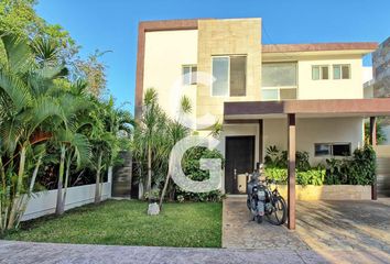 Casa en  Lagos Del Sol, Cancún, Quintana Roo