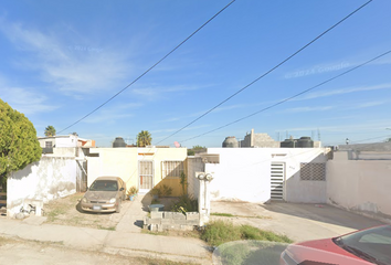 Casa en  Calle Del Pirul 426, Mezquital, Monclova, Coahuila De Zaragoza, México