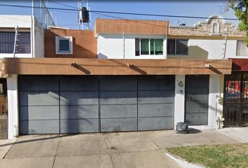 Casa en  Calle A Las Cumbres, Prados Vallarta, Zapopan, Jalisco, México