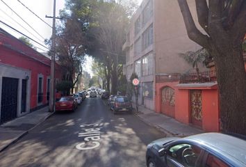 Casa en  Avenida Tres, San Pedro De Los Pinos, Ciudad De México, Cdmx, México