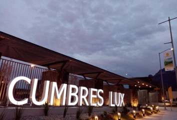 Casa en  Cumbres Lux, Calz. La Huasteca, Nuevo León, México