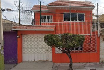 Casa en  Jardines De Morelos, Ecatepec De Morelos