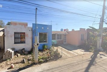 Casa en  Hacienda Los Eucaliptos, Tlajomulco De Zúñiga