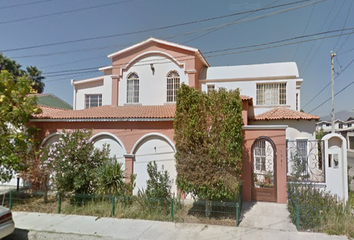 Casa en  18 De Marzo, Hidalgo, 22880 Ensenada, B.c., México