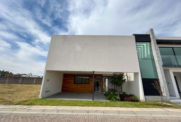 Casa en fraccionamiento en  El Refugio Residencial, San Cristobal Tepontla, 72764 Cholula De Rivadavia, Pue., México
