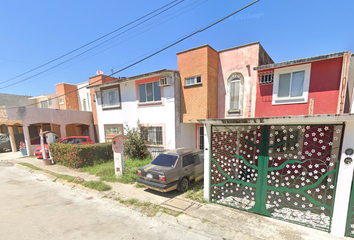 Casa en  Girasoles, Blancas Mariposas, Villahermosa, Tabasco, México