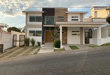 Casa en fraccionamiento en  Lomas De Cocoyoc, Morelos, México
