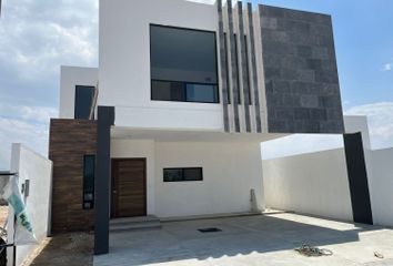 Casa en  María Mazzarello, Los Valdez, Saltillo, Coahuila De Zaragoza, México