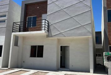 Casa en fraccionamiento en  Valle Diamante, Ciudad Juárez, Chihuahua, México