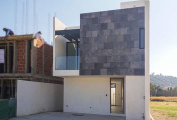 Casa en  Monterreal Residencial, San Juan Tlautla, Cholula De Rivadavia, Puebla, México
