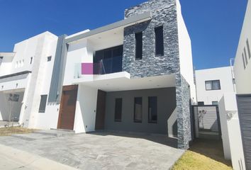 Casa en fraccionamiento en  Calzada Lomas Del Molino 3, El Molino Residencial, Guanajuato, México