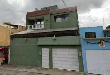 Casa en  Avenida Dos Arbolitos, Benito Juárez, Ciudad Nezahualcóyotl, Estado De México, México