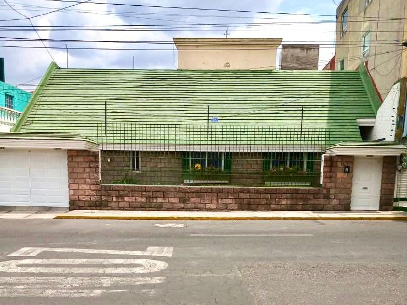 venta Casa en Américas, Toluca de Lerdo, Toluca (PH-CVALTAMIRANO)