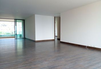 Apartamento en Poblado, Medellín