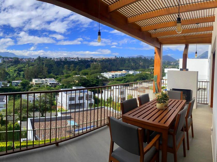 venta Casa en Nayón, Quito icasas.ec