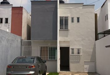 Casa en fraccionamiento en  Fraccionamiento Estrella De Buenavista, Miguel Hidalgo Iii Etapa, Villahermosa, Tabasco, México