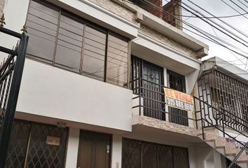 Casa en  Avenida 2f Norte #39, Cali, Valle Del Cauca, Colombia