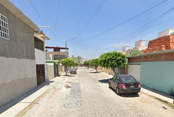 Casa en  Calle Macadamia, Goevillas De Los Sauces, Celaya, Guanajuato, México