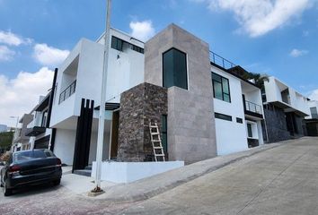 Casa en  Boulevard Europa, Residencial Marquesa Ánimas, Xalapa, Veracruz De Ignacio De La Llave, 91190, Mex
