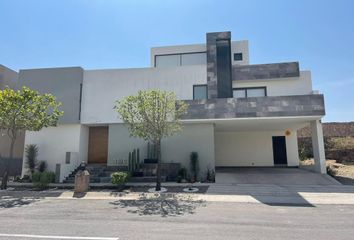 Casa en fraccionamiento en  La Loma Residencial & Club De Golf, Circuito La Loma, Lomas Del Tecnologico, San Luis Potosí, México