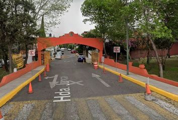 Casa en condominio en  Hda. De Mimiahuapan, El Campanario, Ciudad López Mateos, Estado De México, México