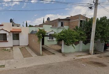 Casa en fraccionamiento en  El Mezquital, Villas Del Guadiana Vi, Victoria De Durango, Durango, México