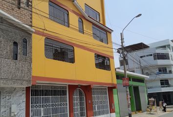 Casa en  Izaguirre, Avenida Carlos Izaguirre, Los Olivos, Perú