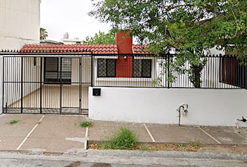 Casa en  Sicomoro, Los Cedros, Monterrey, Nuevo León, México