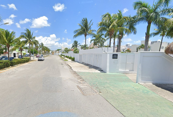 Casa en fraccionamiento en  Supermanzana 50, Cancún, Quintana Roo