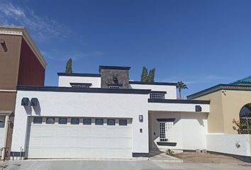Casa en fraccionamiento en  Virreyes, Ciudad Juárez, Chihuahua, México