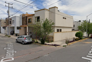 Casa en  Diego Rivera, Misión Cumbres, Monterrey, Nuevo León, México