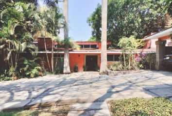 Casa en fraccionamiento en  Las Quintas, Cuernavaca, Morelos