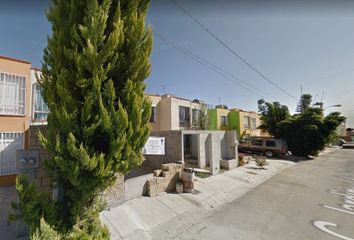 Casa en fraccionamiento en  Calle Jardines De Las Palmas 125-147, Fracc Jardines De Jacarandas, San Luis Potosí, 78136, Mex