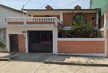 Casa en  Calle Fray Juan De Zumárraga No.211, Sostenes M. Blanco, Xalapa-enríquez, Veracruz, México