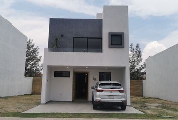 Casa en fraccionamiento en  Av. 5 De Mayo, Barrio De Santiago Mixquitla, Cholula, Puebla, México