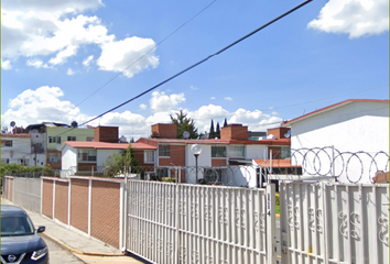 Casa en fraccionamiento en  Calle Tierra Y Libertad, Delegación San Mateo Oxtotitlán, San Mateo Oxtotitlán, Estado De México, México