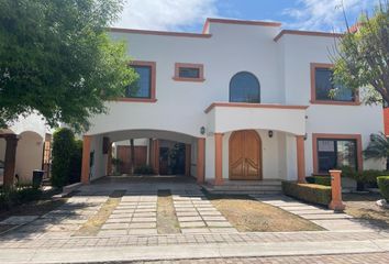 Casa en fraccionamiento en  Huertas El Carmen, El Pueblito, Querétaro, México