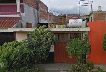 Casa en  Fuentes De Zamora 36, Villas De La Fuente, 60133 Uruapan, Mich., México