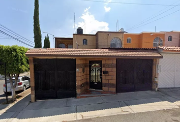 Casa en  C. Benedictinos 2, Mision De San Carlos, Candiles, Querétaro, México