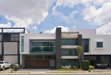 Casa en fraccionamiento en  Villa Verona, Zapopan, Jalisco